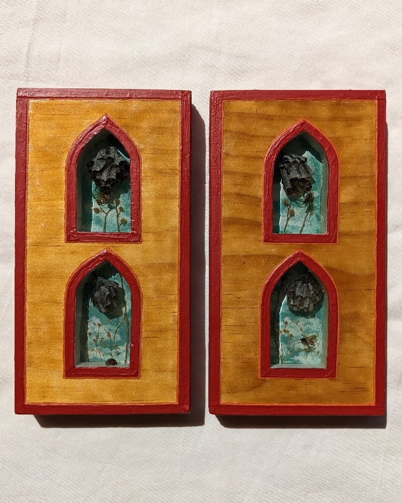Moving in — Wood, acrylic, resin, organic materials.